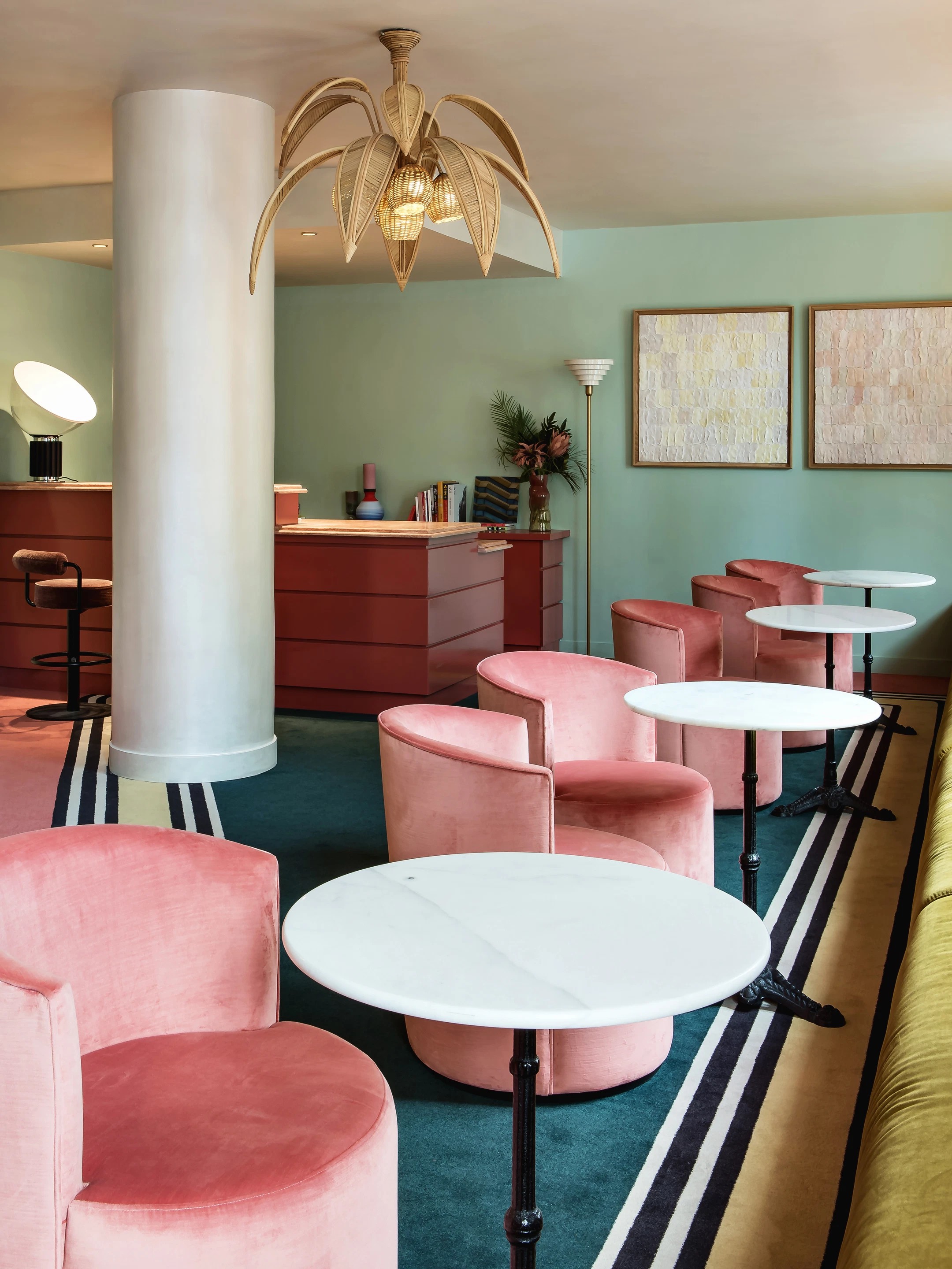 Lobby hôtel Mercedes